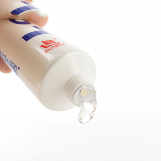 LoveKiss Strawberry Flavored Water-Soluble Lubricant 100ml