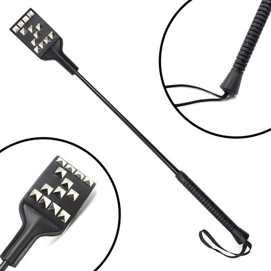 Rivet Pointer Leather Whip